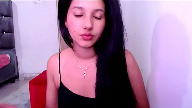 Snapshot of emmariders2 chatting on February 2025 02:13:02 PM emmariders2 online show from February 2025 02:13:02 PM