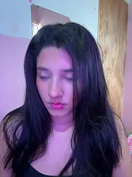 emmariders2 online show from April 2026 04:41:02 PM