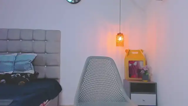 Br4ndxpimm online show from February 2026 06:03:01 PM