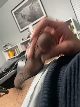 MrLatinKing online show from February 2025 11:41:01 PM