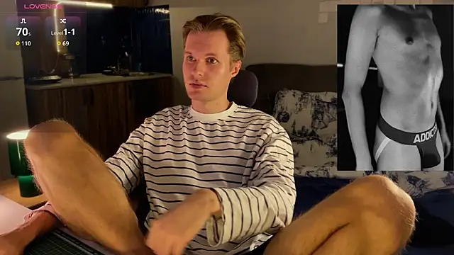 Leonnextdoor online show from February 2026 06:59:02 PM