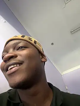 Snapshot of Redfucks333 chatting on September 2025 09:43:01 AM Redfucks333 online show from September 2025 09:43:01 AM