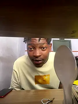 Snapshot of Redfucks333 chatting on September 2025 08:04:02 AM Redfucks333 online show from September 2025 08:04:02 AM