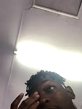 Snapshot of Redfucks333 chatting on October 2025 08:15:02 AM Redfucks333 online show from October 2025 08:15:02 AM