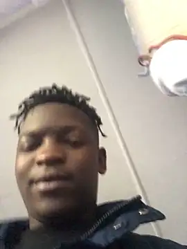 Snapshot of Redfucks333 chatting on November 2025 05:39:01 AM Redfucks333 online show from November 2025 05:39:01 AM