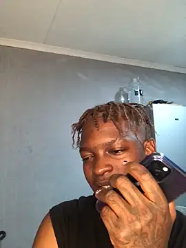 Snapshot of Redfucks333 chatting on January 2026 06:33:02 PM Redfucks333 online show from January 2026 06:33:02 PM