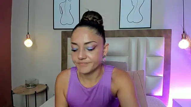 EloiseQuinn online show from December 2025 01:18:02 PM