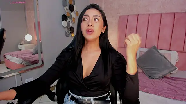 Snapshot of MAGIC_AURORAA chatting on March 2025 12:46:01 PM MAGIC AURORAA online show from March 2025 12:46:01 PM