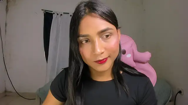 Miss noah18 online show from October 2025 08:06:02 PM