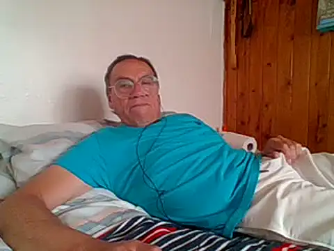 santiagon2015 online show from February 2025 06:03:01 PM