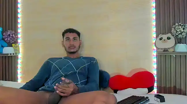 Evans777  online show from January 2025 08:10:01 PM