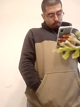 k1oudE online show from March 2025 03:42:02 PM