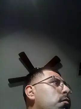 k1oudE online show from January 2026 10:18:02 AM