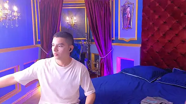 MarcoVitto online show from September 2025 03:39:02 AM