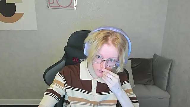 ElizabethHarpper online show from September 2025 01:28:01 AM