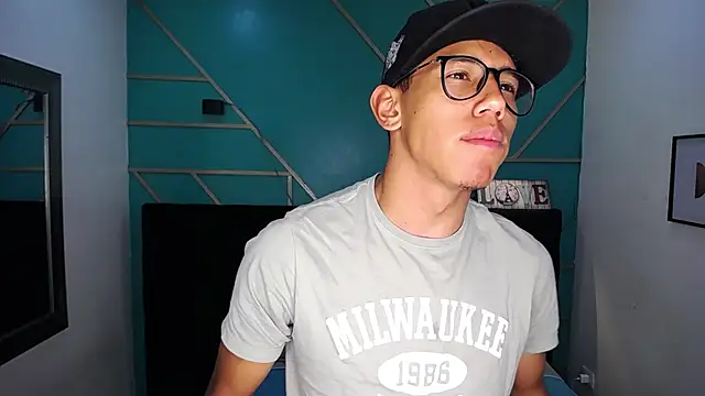 RyanPricee online show from January 2025 04:04:02 AM