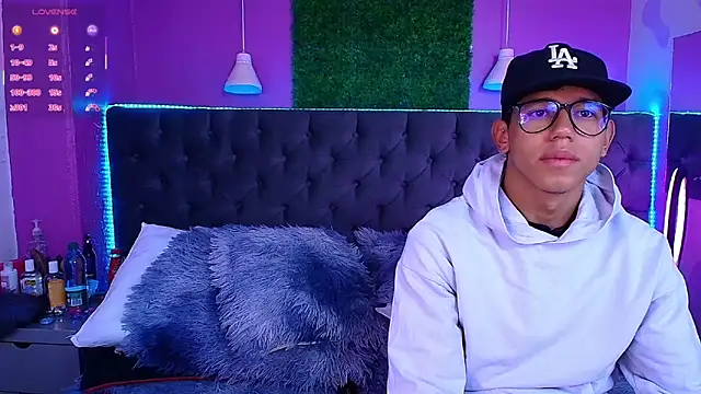 RyanPricee online show from February 2026 04:17:02 AM