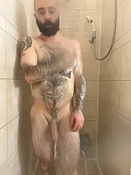 Faded-Solo online show from November 2025 01:33:01 AM