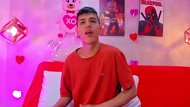 Angel Khouri online show from February 2025 08:33:02 PM