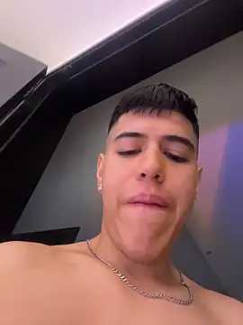 Angel Khouri online show from October 2025 04:09:01 AM