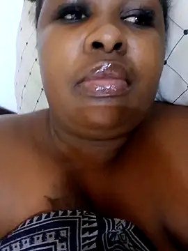 Snapshot of SexyLadyBoosxx chatting on October 2025 08:27:05 AM SexyLadyBoosxx online show from October 2025 08:27:05 AM