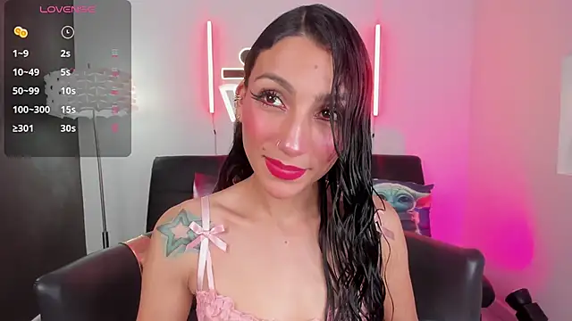 Snapshot of miss___evangeline chatting on May 2026 02:40:02 AM miss evangeline online show from May 2026 02:40:02 AM