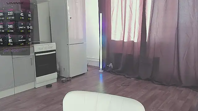 kittenrisha online show from November 2025 05:17:02 AM