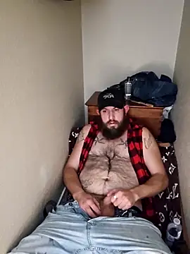 StruggleSnuggles online show from January 2025 06:52:01 PM