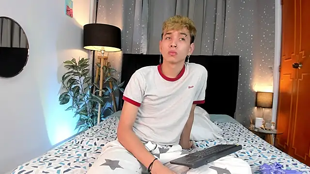 Brian-Ausslos online show from February 2025 02:05:01 PM