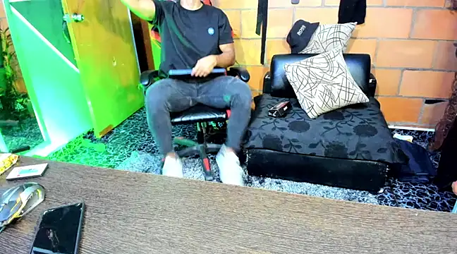 Adam Valenciia online show from February 2025 03:14:02 AM