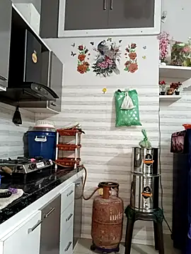 Best-Couple online show from September 2025 04:45:01 AM