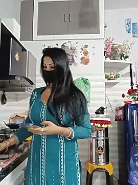 Best-Couple online show from June 2026 01:40:02 AM