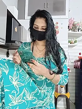 Best-Couple online show from July 2026 02:03:01 AM