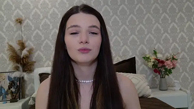 Nellie Medina online show from January 2025 10:08:02 PM