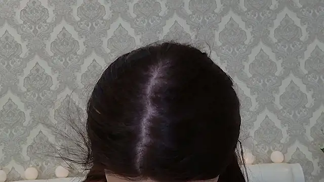 Nellie Medina online show from February 2025 12:41:02 AM