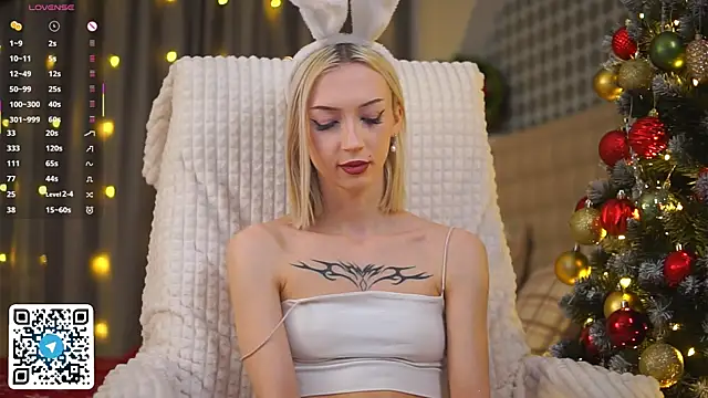 DaisyHearl online show from January 2026 04:42:02 PM