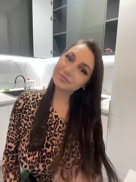 claraxjoyy online show from January 2025 04:47:01 AM