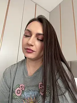 claraxjoyy online show from March 2025 04:38:01 AM