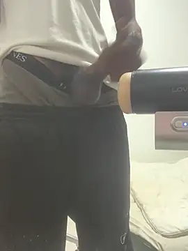 Snapshot of Taylor69xKiki chatting on January 2025 04:22:02 AM Taylor69xKiki online show from January 2025 04:22:02 AM