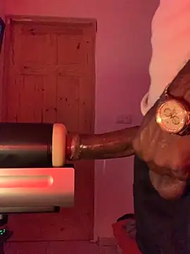 Snapshot of Taylor69xKiki chatting on September 2025 04:38:02 AM Taylor69xKiki online show from September 2025 04:38:02 AM