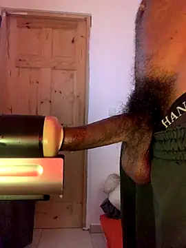 Snapshot of Taylor69xKiki chatting on October 2025 08:51:01 PM Taylor69xKiki online show from October 2025 08:51:01 PM