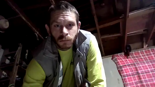 Snapshot of Spotlight95 chatting on March 2026 02:45:03 PM Spotlight95 online show from March 2026 02:45:03 PM