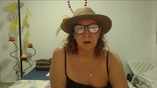 milchanel online show from March 2025 05:18:02 AM