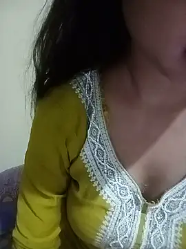 Snapshot of Piya_Ji chatting on June 2026 05:45:02 AM Piya Ji online show from June 2026 05:45:02 AM