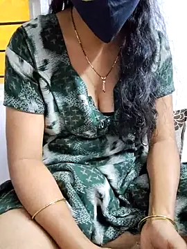 Snapshot of lovelygirl4567 chatting on February 2025 01:52:02 PM lovelygirl4567 online show from February 2025 01:52:02 PM