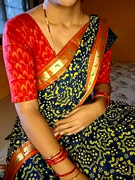 Snapshot of lovelygirl4567 chatting on October 2025 05:16:02 AM lovelygirl4567 online show from October 2025 05:16:02 AM