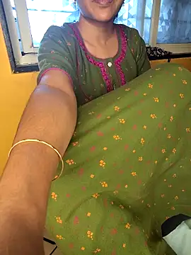 Snapshot of lovelygirl4567 chatting on October 2025 04:11:01 AM lovelygirl4567 online show from October 2025 04:11:01 AM