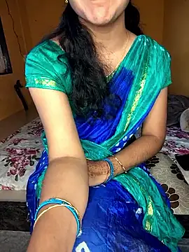 Snapshot of lovelygirl4567 chatting on October 2025 06:14:01 AM lovelygirl4567 online show from October 2025 06:14:01 AM