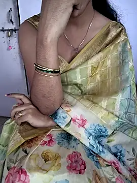 lovelygirl4567 online show from February 2026 06:40:02 AM