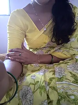 Snapshot of lovelygirl4567 chatting on May 2026 05:46:02 AM lovelygirl4567 online show from May 2026 05:46:02 AM